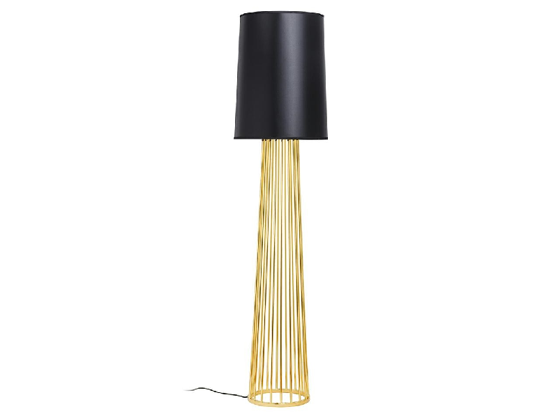 XCF7583-164_holmes_straight_1