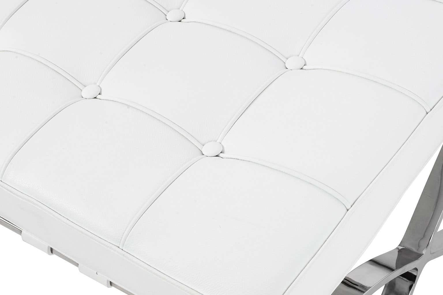 T03-OTTO.WHITE_barcelon_podnozek_3