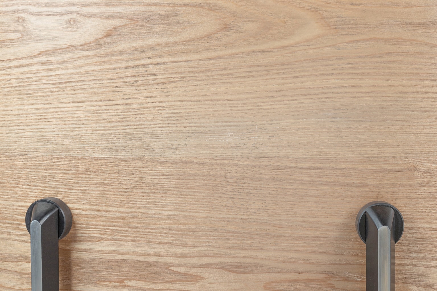 T044.BLACK.ASH_lounge_jesion_12